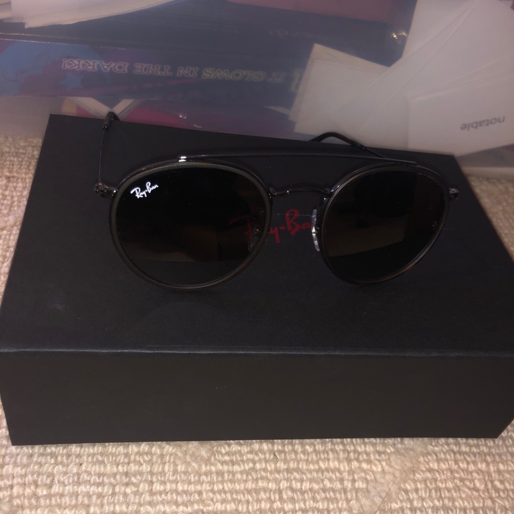 Ray ban sunglasses - Picture 3 of 3